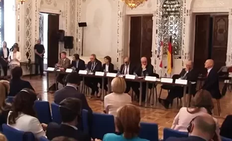 于格鲁吉亚国会签署了在公共财政管理领域的合作备忘录